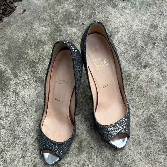 Christian Louboutin Metallic Grey Glitter Very Prive Peep Toe Pumps, Size 38.5 - Picture 15 of 16